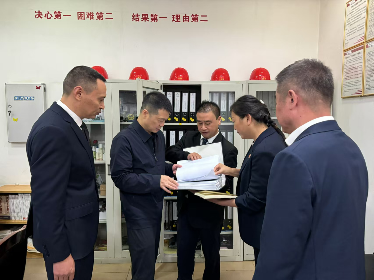 省尊龙凯时集团党委书记、董事长游勇国庆节期间调研督导旗下酒店经营及安全生产工作